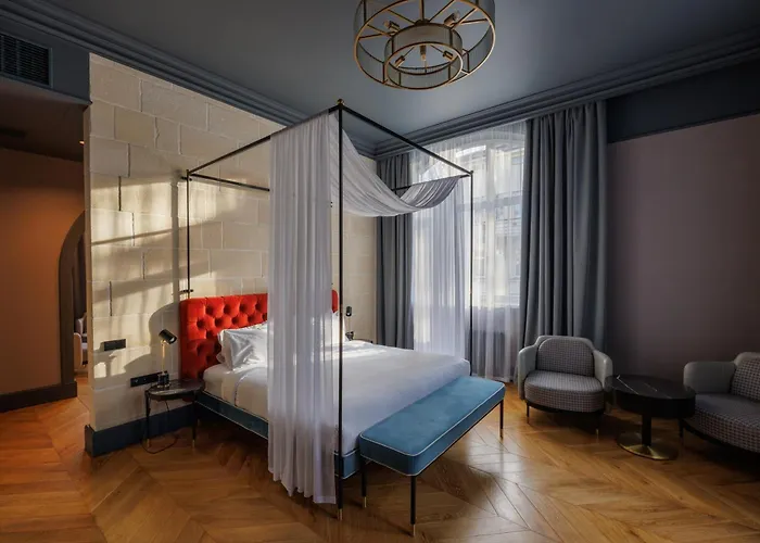 Lion'S CastleГотель